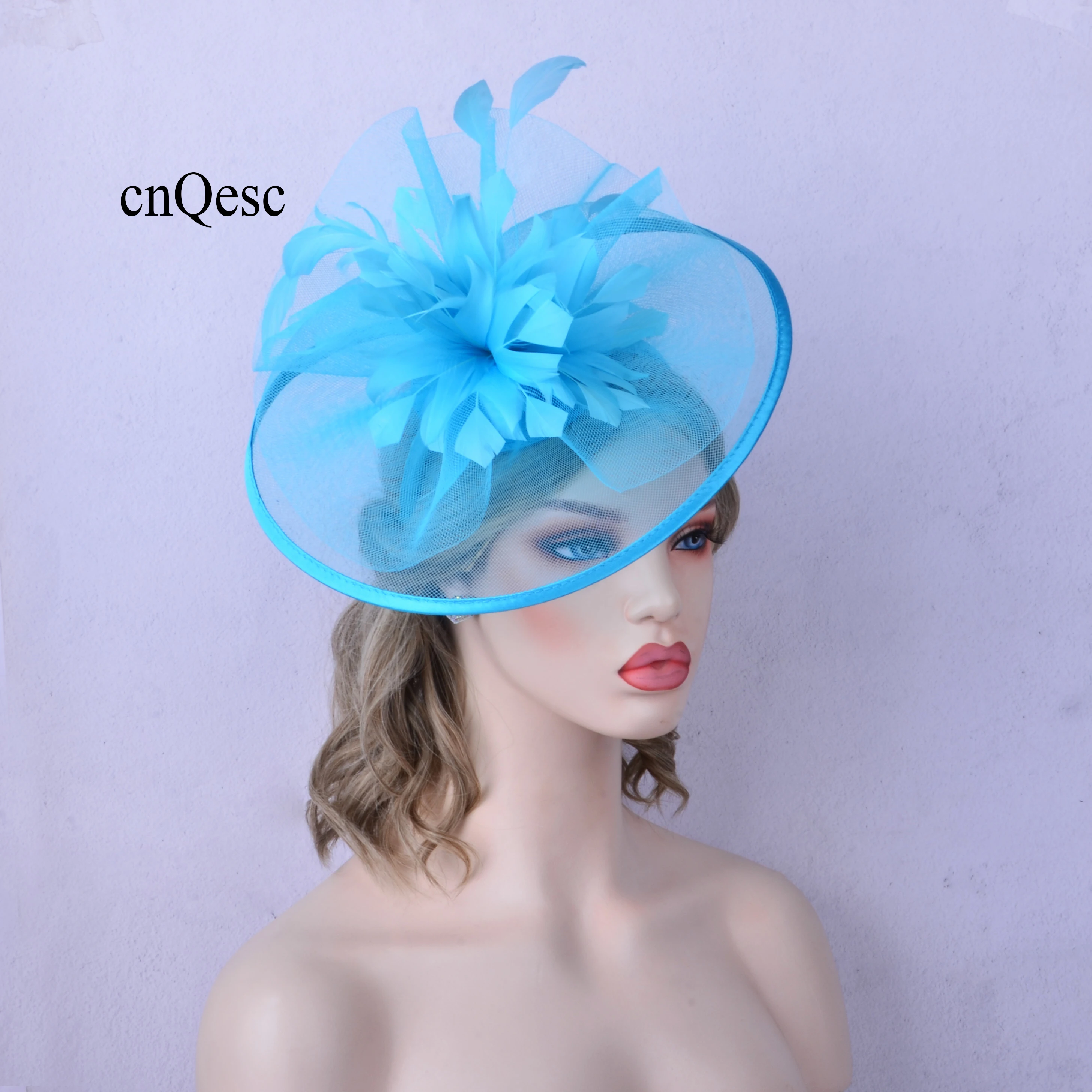 Оптовая продажа свадебная шапка sinamay base с цветами из перьев для Кубка Мельбурна