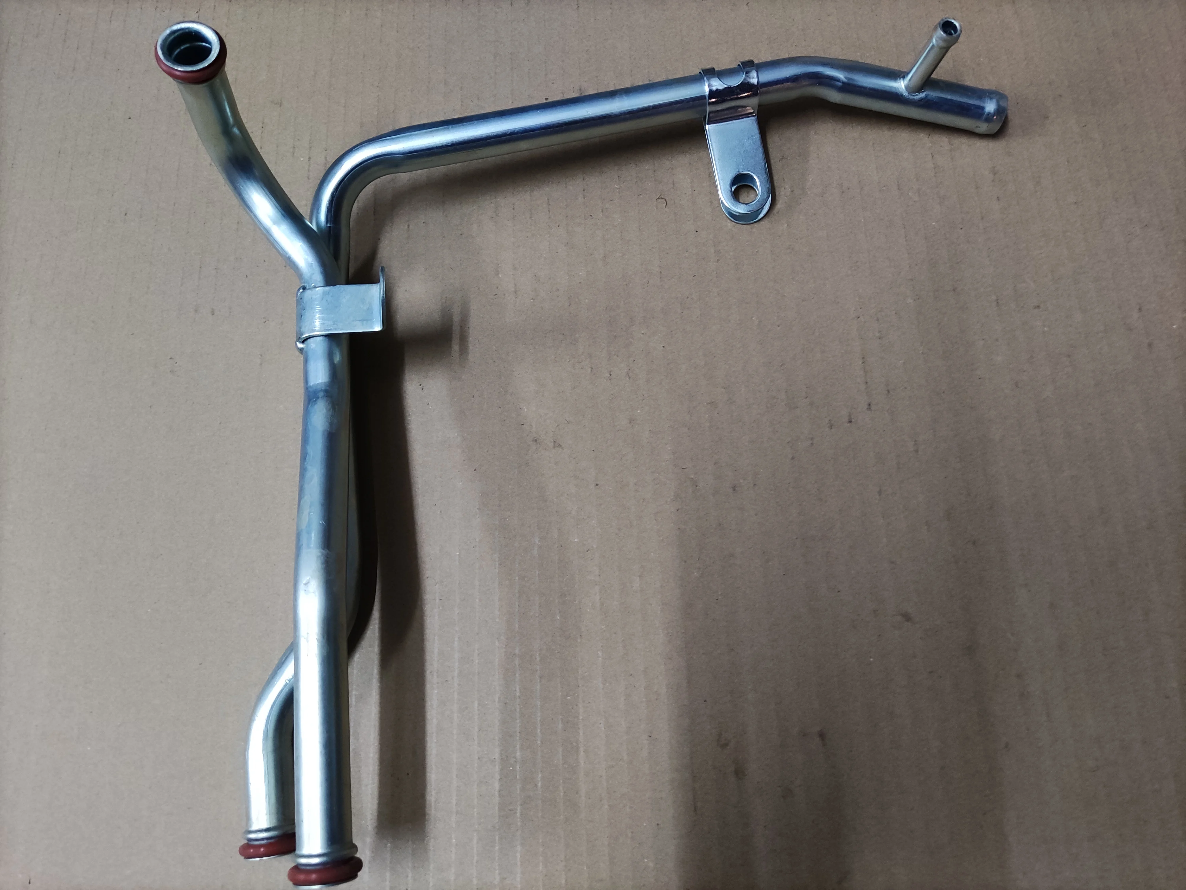 Двигатель 4G64 с двойной железной трубой MD 314538 314540