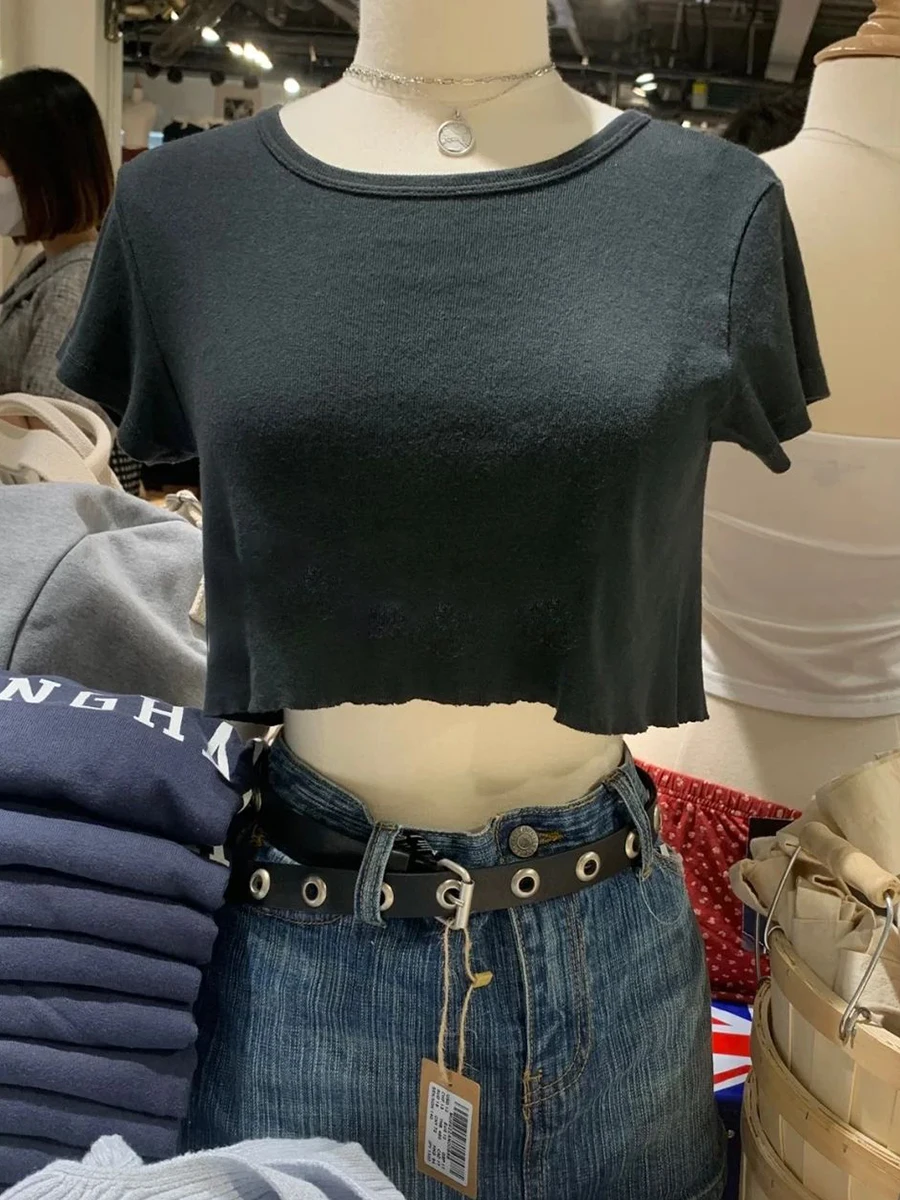 Черный укороченный топ с необработанным краем женская летняя хлопковая