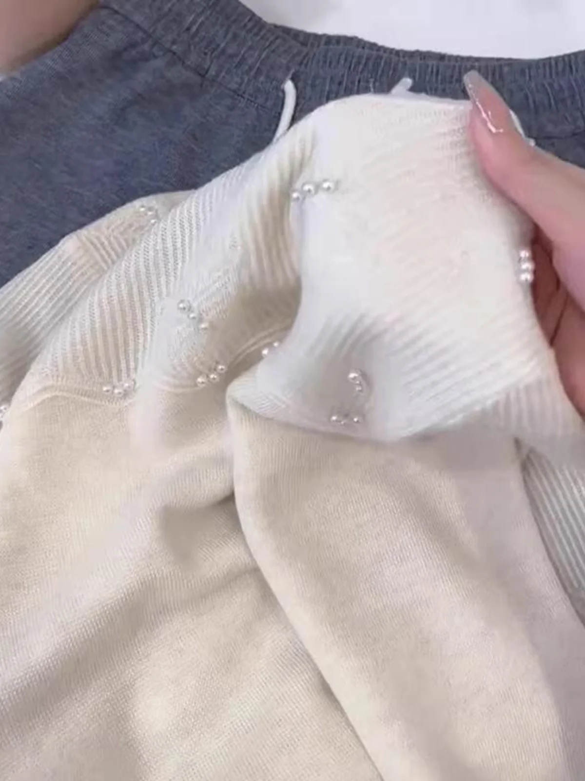 White Lace Half-high Collar Base Women Soft Glutinous Autumn 2024 New Small Beads Long sleeve Knit Top