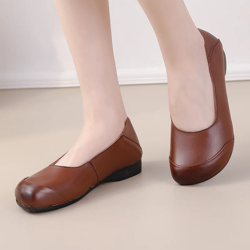 Xiuteng Women's Leather Shoes 2022 Spring And Autumn Women's Shoes Aged Cowhide Soft Bottom Non-slip Flat Bottom for Mama