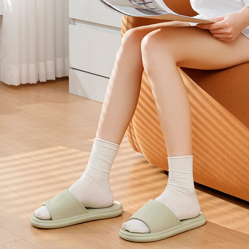 Сандалии Тапочки для мытья обуви женщин 2 пары 23 новых Sle Room Bath 0 Ванная комната