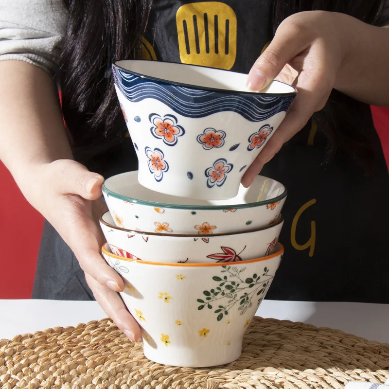 

Creative 5 inch Cute Bowl Anti-scalding Rice Soup Bowls Ceramic Underglaze Small Household Dessert Bowl Eco-Friendly