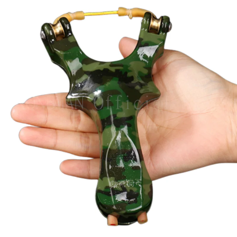 

Outdoor Hand held Shooting Slingshot Rubber Band Hunting with resin Slingshot Fish Shooting Hunting Game toys
