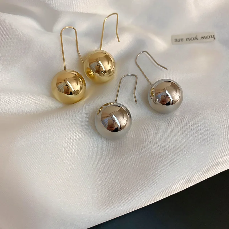 

Classic Round Bead Hook Design Geometric Metallic Earrings For Women Personality Party Gift Fashion Jewelry Accessories E119