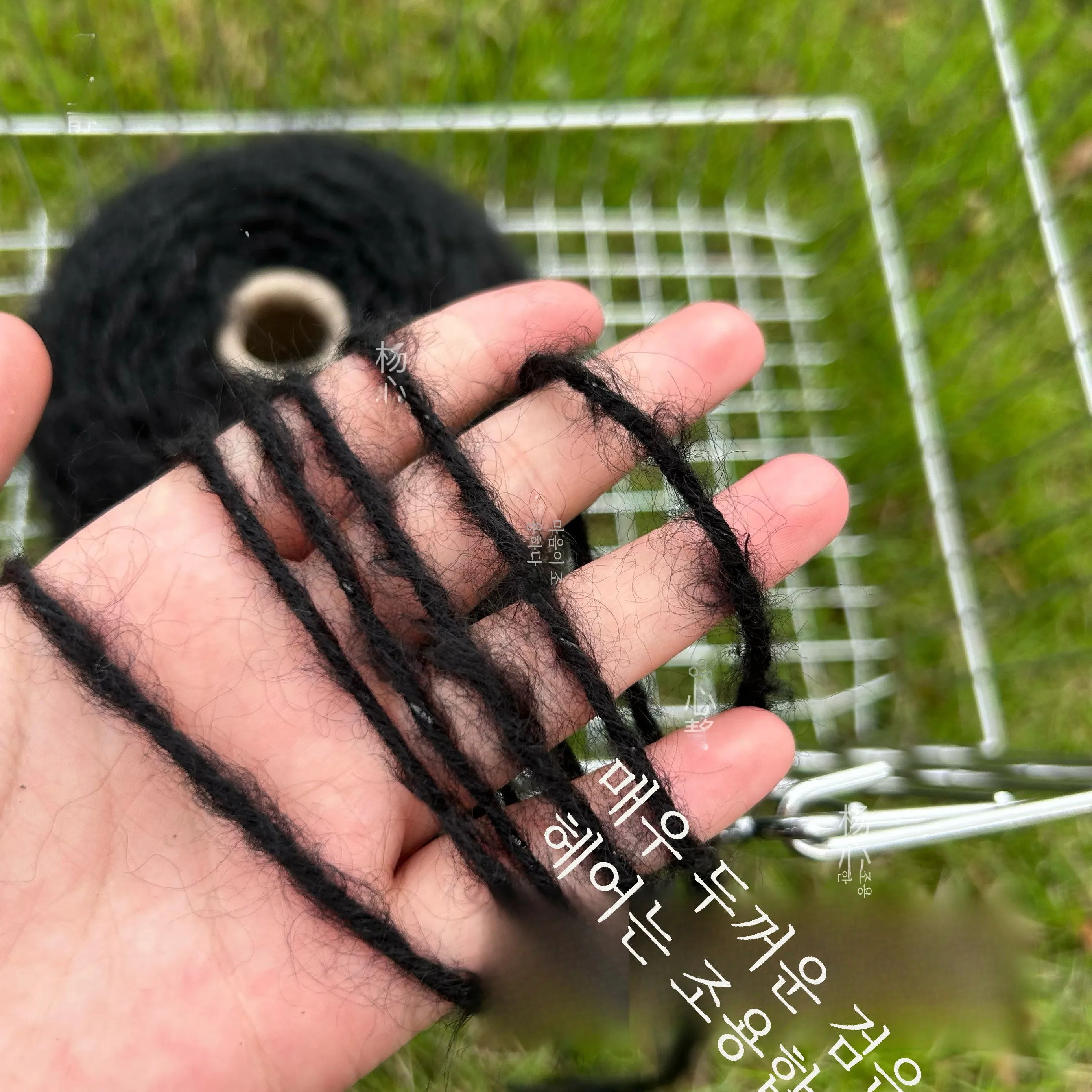 Standard 500G Price Black Slightly Flash Super Thick Core Mohair Soft Scarf Sweater Braided Thread Fleece