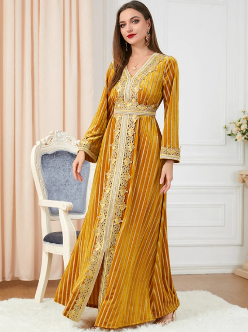 Elegant Dresses For Women Velvet Floral Embroidery Guipure Lace Panel Belted Kaftan Saudi Women's Jalabiyat Pakistan Robe Winter