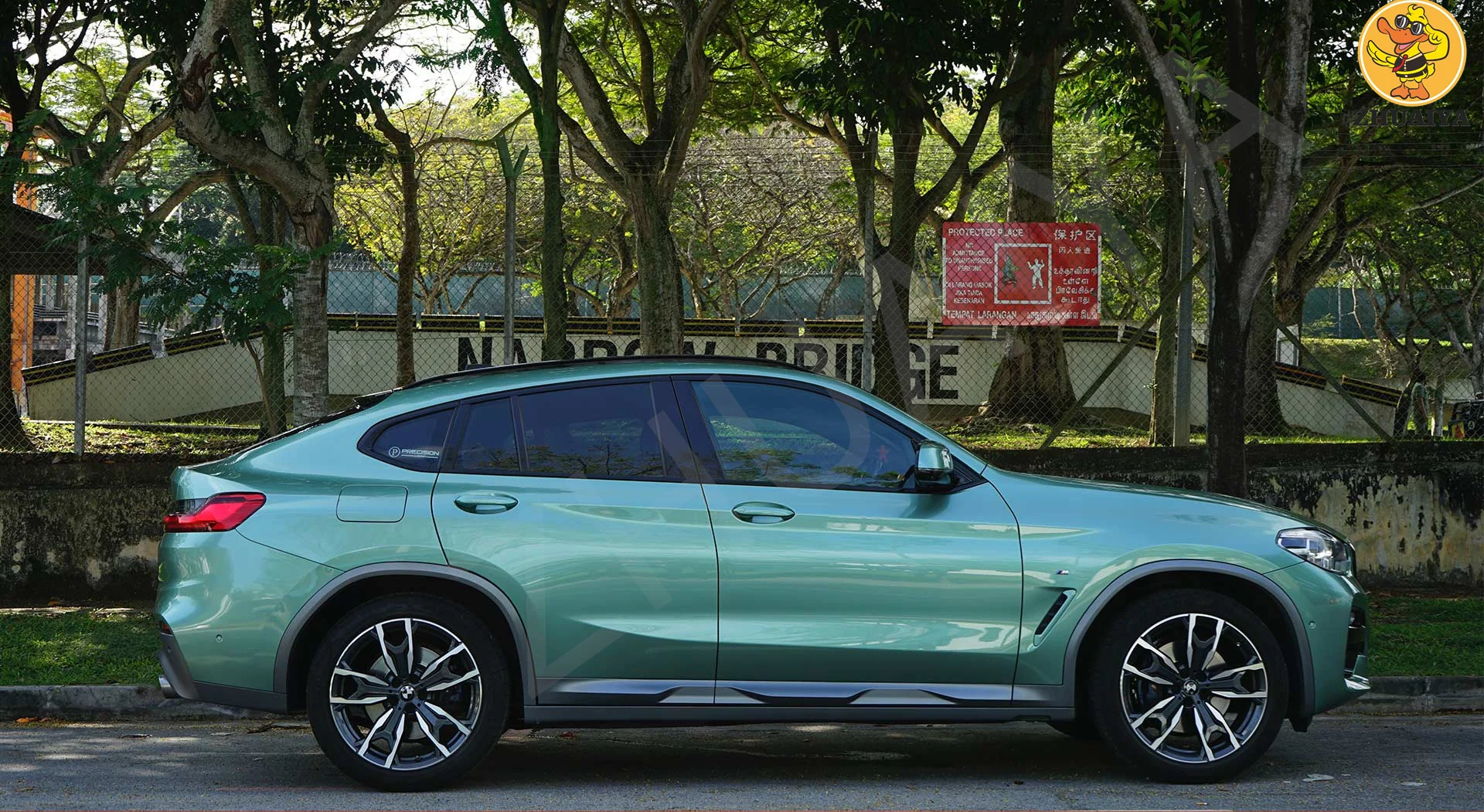 Рисунок 2 - Высококачественные автомобильные наклейки из ТПУ