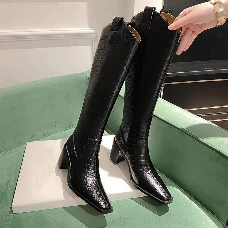 

Модные высокие ботинки из натуральной кожи с тиснением, новинка 2022, зимние ботинки в европейском и американском стиле для поездок