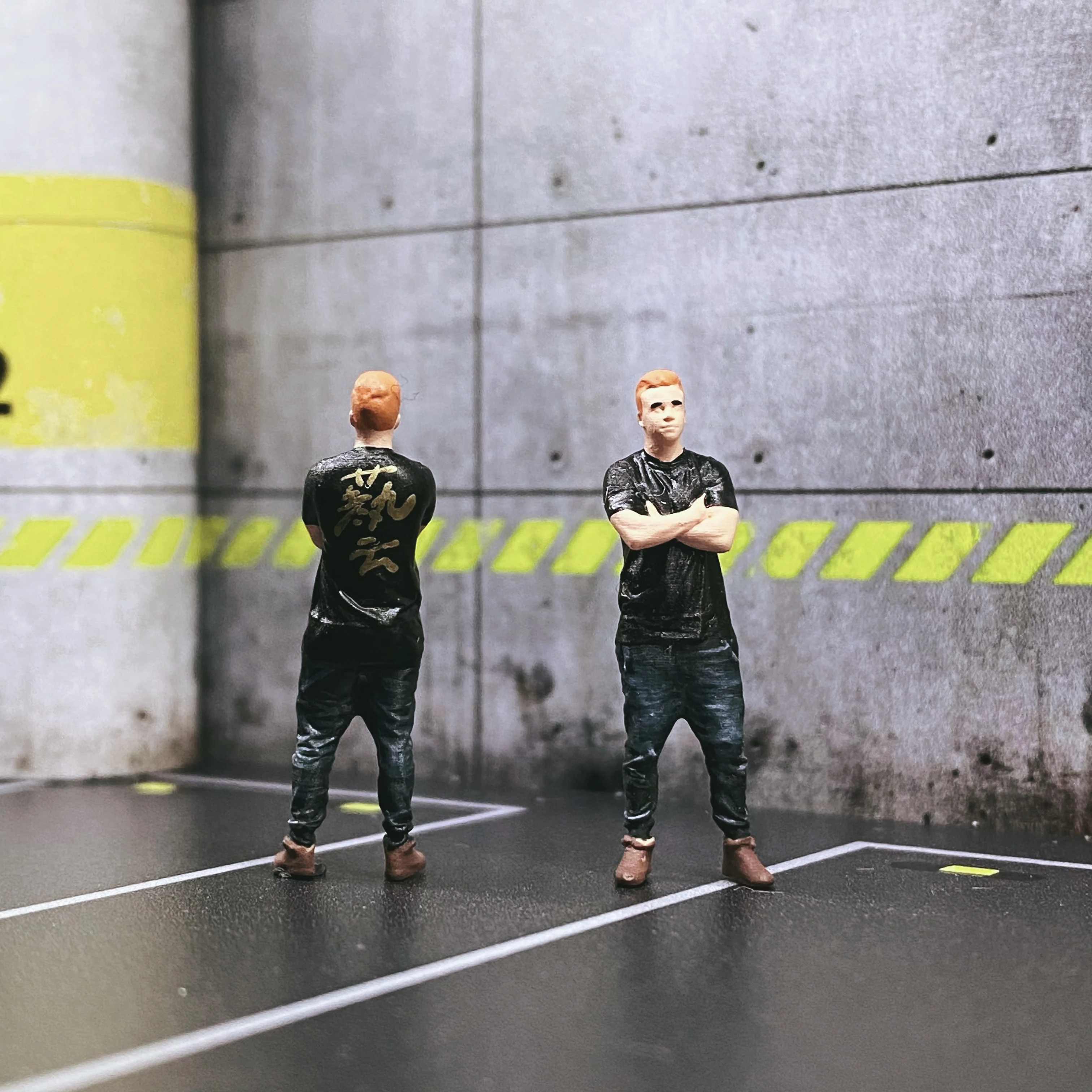 

1:64 Doll model Tamiya male art male car model scene accessories