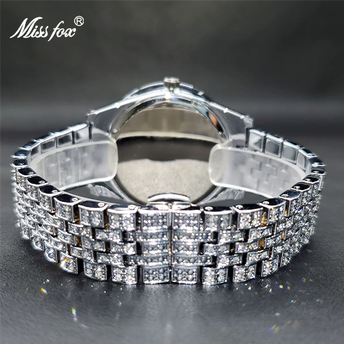New Brand Famous Women Quartz Watches With Blingbling Bezel Green Dial Moissanite Watch Luxury Designer Trend Wristwatches New