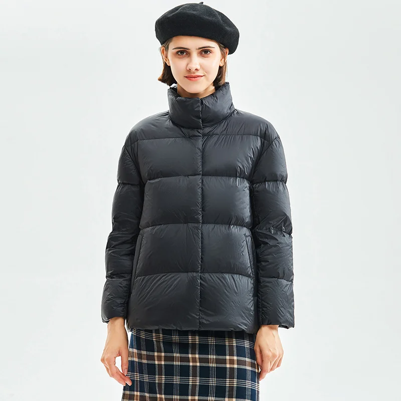 Women 2023 New Winter Light 90% White Duck Down Coat Female Slim Solid Short Puffer Jacket Ladies Casual Tops Oversize Outwear