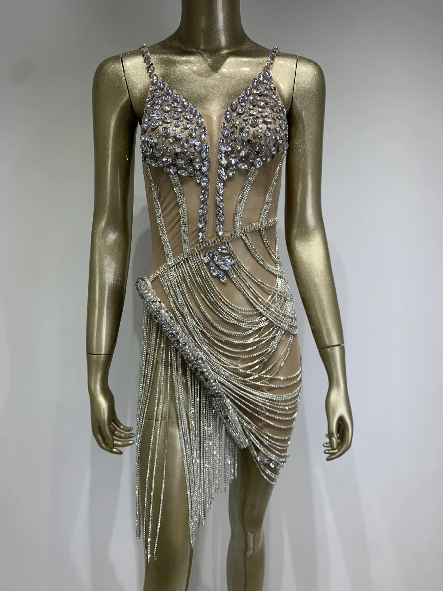 Женское сексуальное мини-платье с v-образным вырезом и кристаллами бриллиантами