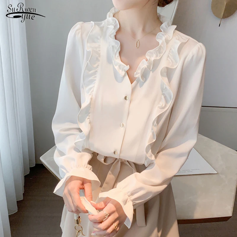 

Блузка женская шифоновая с длинными рукавами-фонариками и воланом