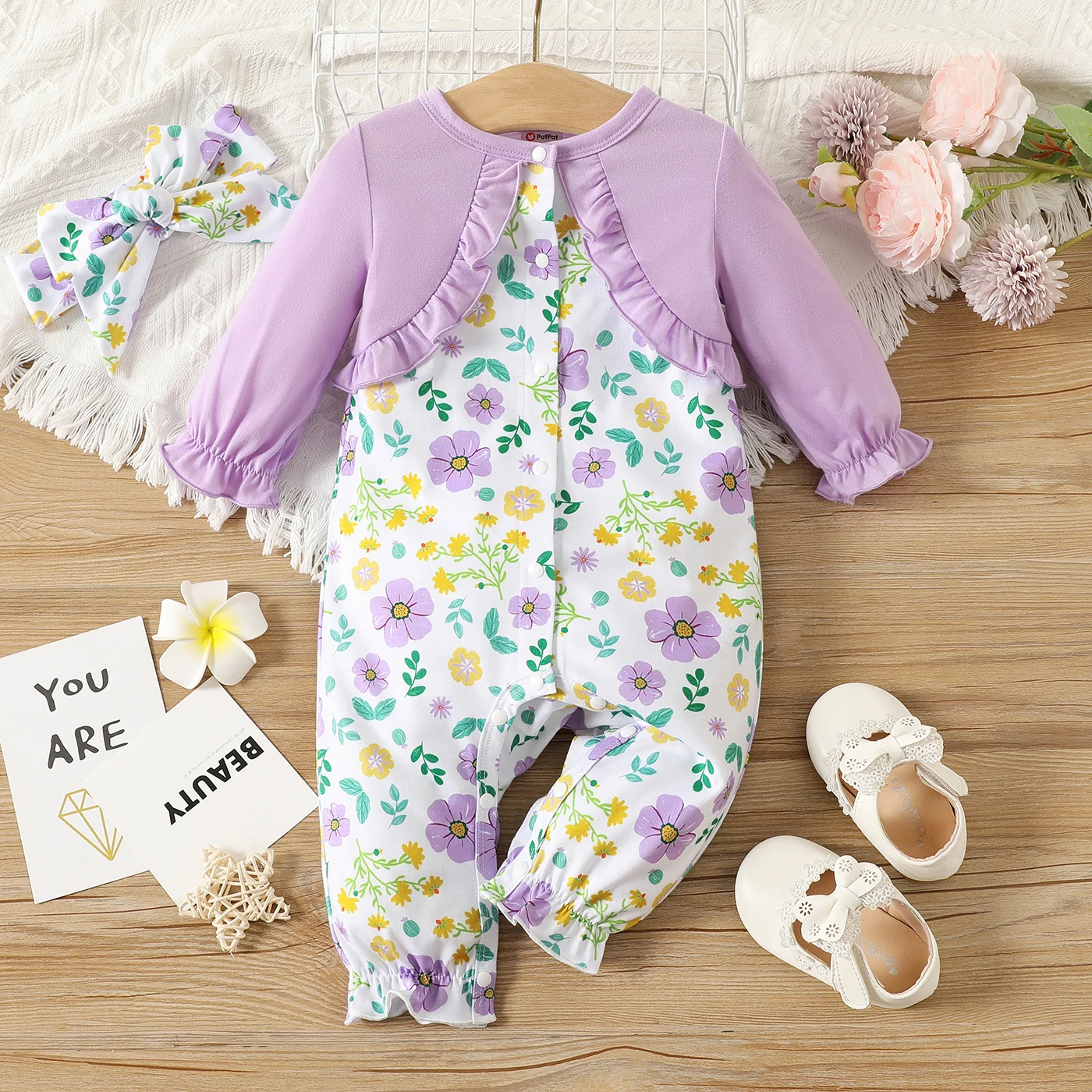 

PatPat 2pcs Baby Girl Purple Long-sleeve Faux-two Floral Print Button Jumpsuit with Headband Set