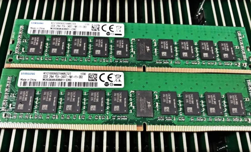 

RAM 32G 2RX4 PC4-2400T DDR4 2400 REG ECC Server Memory 1PCS