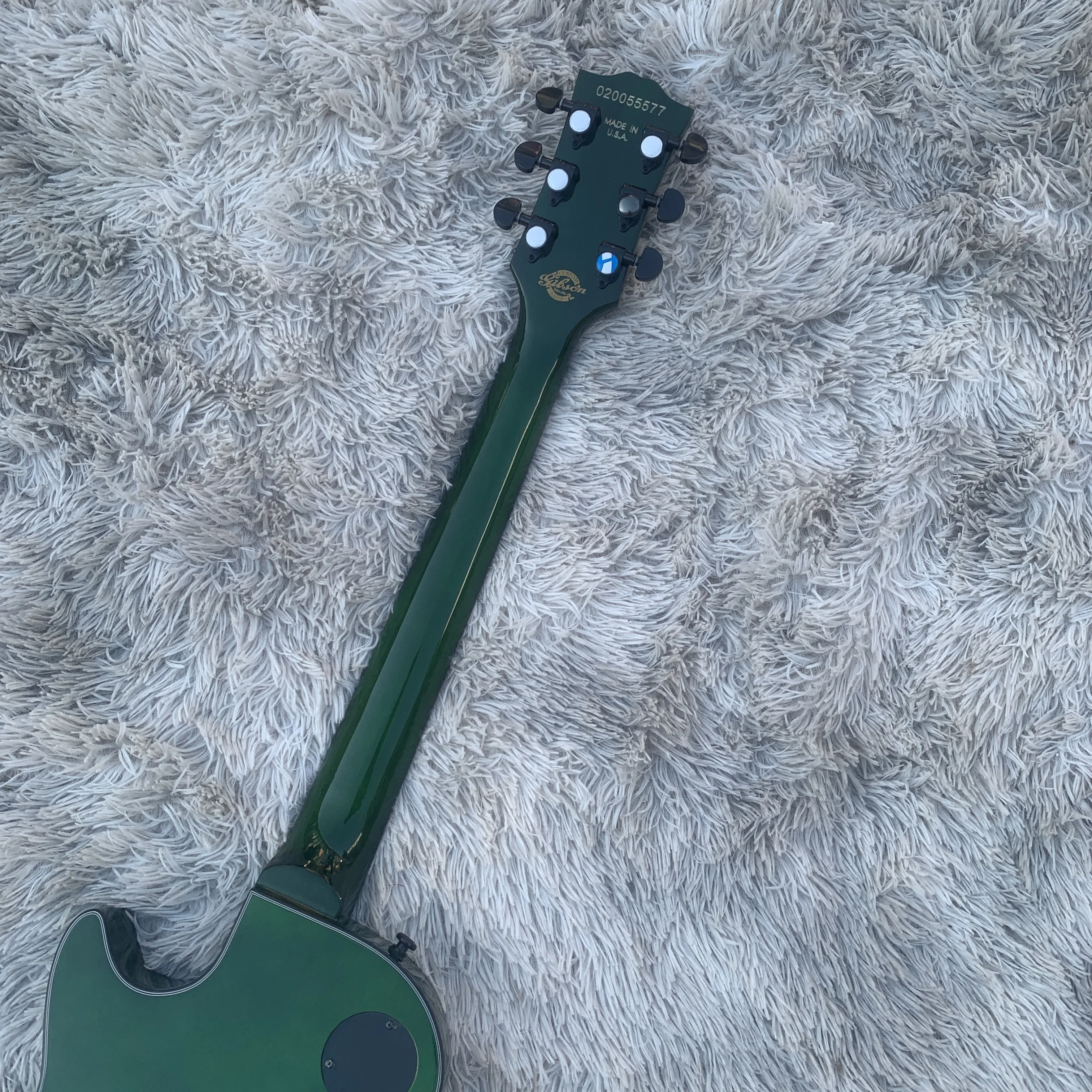 Электрогитара LP черная фурнитура 2 звукоснимателя накладка из палисандра гитара