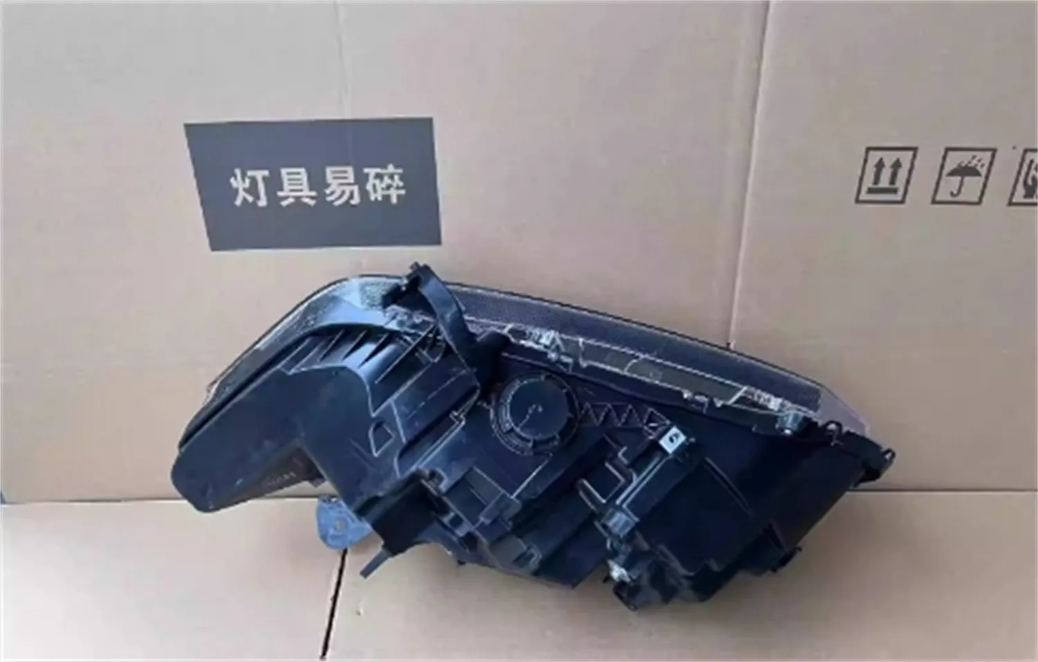 Передняя фонарь для Jeep Compass (art.: 3920c4017243b) - 3920c4017243b