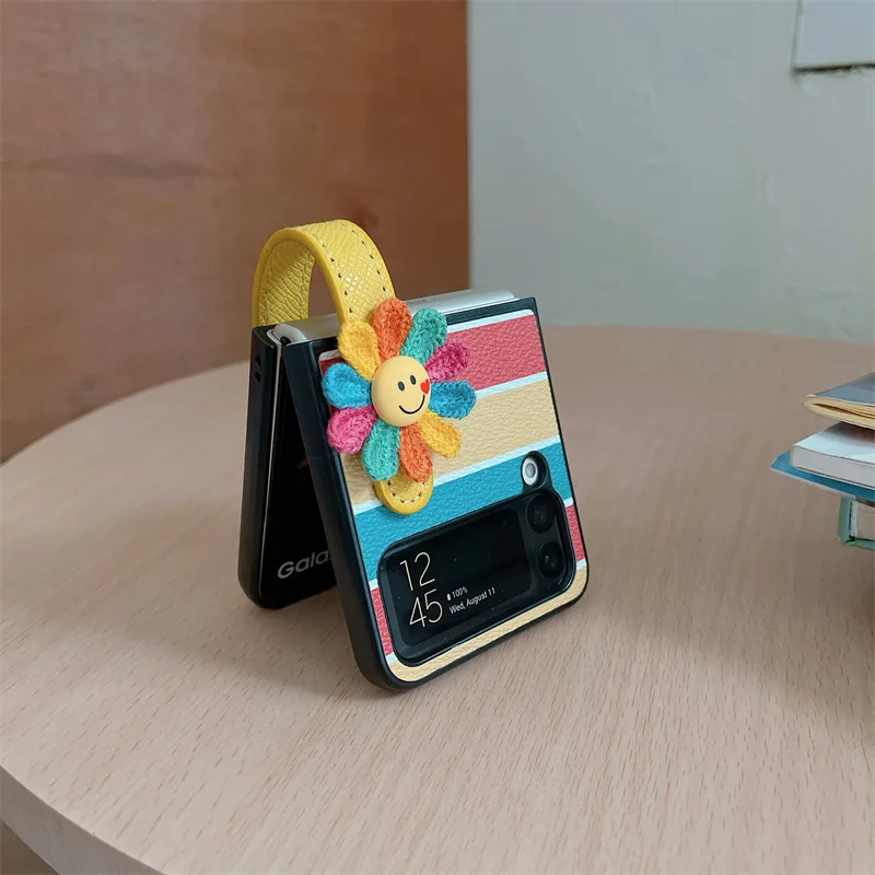 

Fashion Flower Stripe Phone Case for Samsung Galaxy Z Flip 3 Z Flip 4 Hard PC Back Cover for ZFlip3 ZFlip4 Case Shell