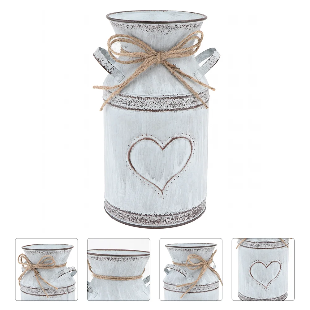 

2pcs Heart Pattern Iron Vase Flower Arrangement Vase Bucket Pot Flower Vase