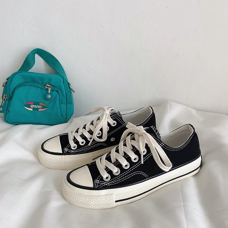 2023 Summer Women's Thick Sole Canvas Shoes Flat Bottomed Low Cut Small White Shoes Student Versatile Casual Black Sneakers