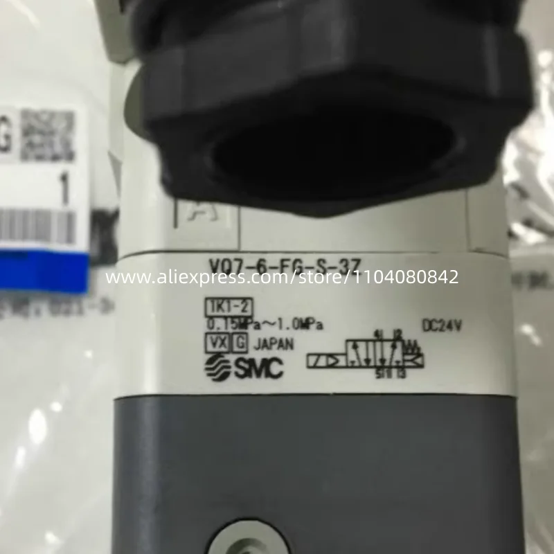 Фото Новый электромагнитный клапан SMC VQ7-6-FG-D-3ZSC VQ7-6-FG-S-3Z VQ7-6-FG-FPG-3Z VQ7-6-FG-D-3Z VQ7-8-FG-D-3Z VQ7-8-FG-D-3ZRA03SC