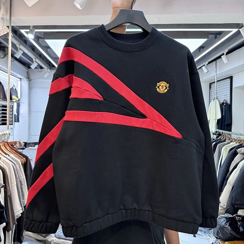 Спортивная толстовка с круглым вырезом