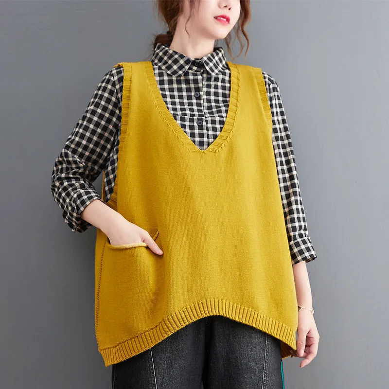 

Johnature Spring New V-neck Knitting Women Vests 2023 Casual Loose Solid Color All Match Sleeveless Pockets Vests