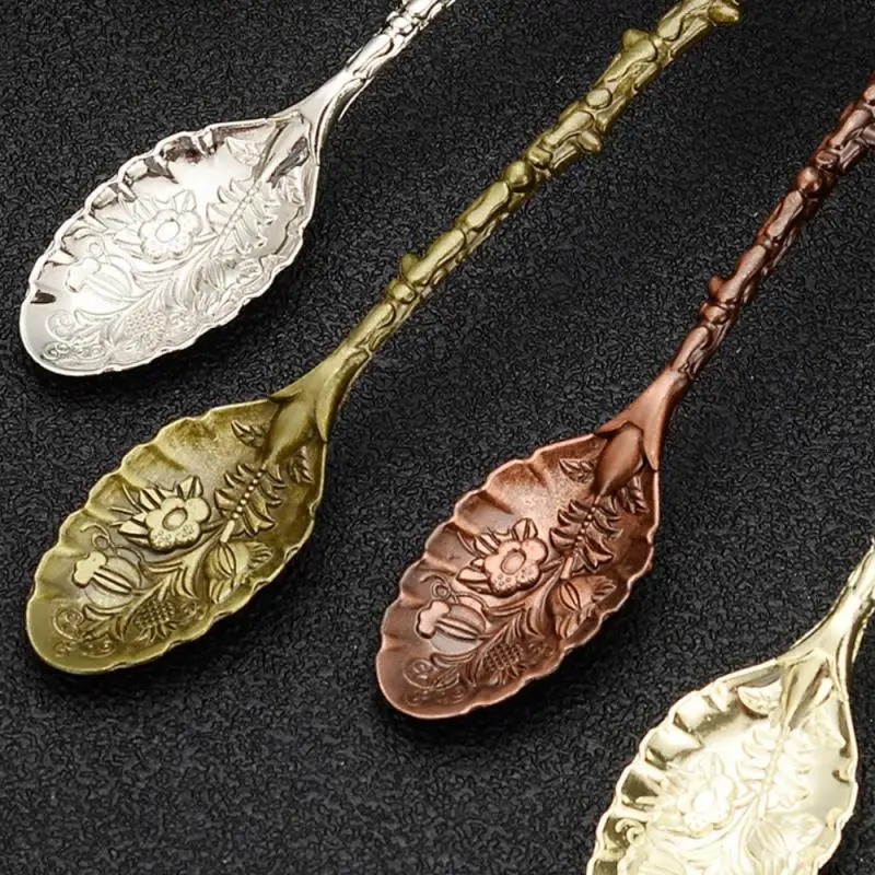 

New Vintage Carved Spoon Crystal Head Pattern Spoons Creative Silver Gold Coffee Tea Spoon Drinkware Kitchen Tool Accesssories