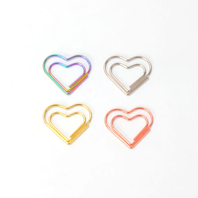 

Металлические скрепки в форме сердца