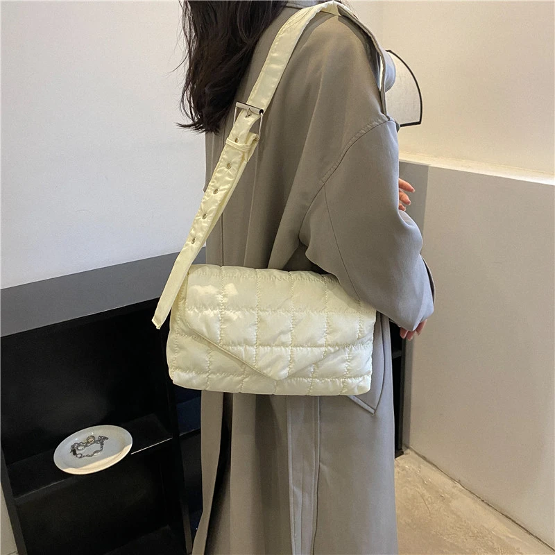 New Fashion Space Pad Cotton Women Shoulder Bags Winter Nylon Padded Quilted Shopper Bags Female Casual Crossbody Bags Handbags