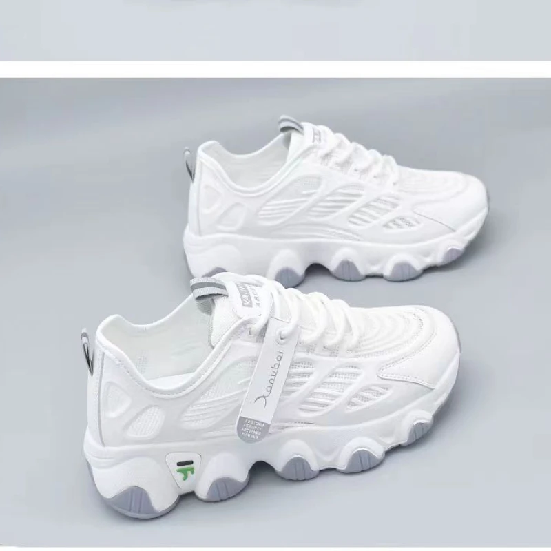 

Туфли женские для отца, Новинка лета 2022, теннисные туфли из дышащей сетки, универсальные модные удобные кроссовки в Корейском стиле для студ...