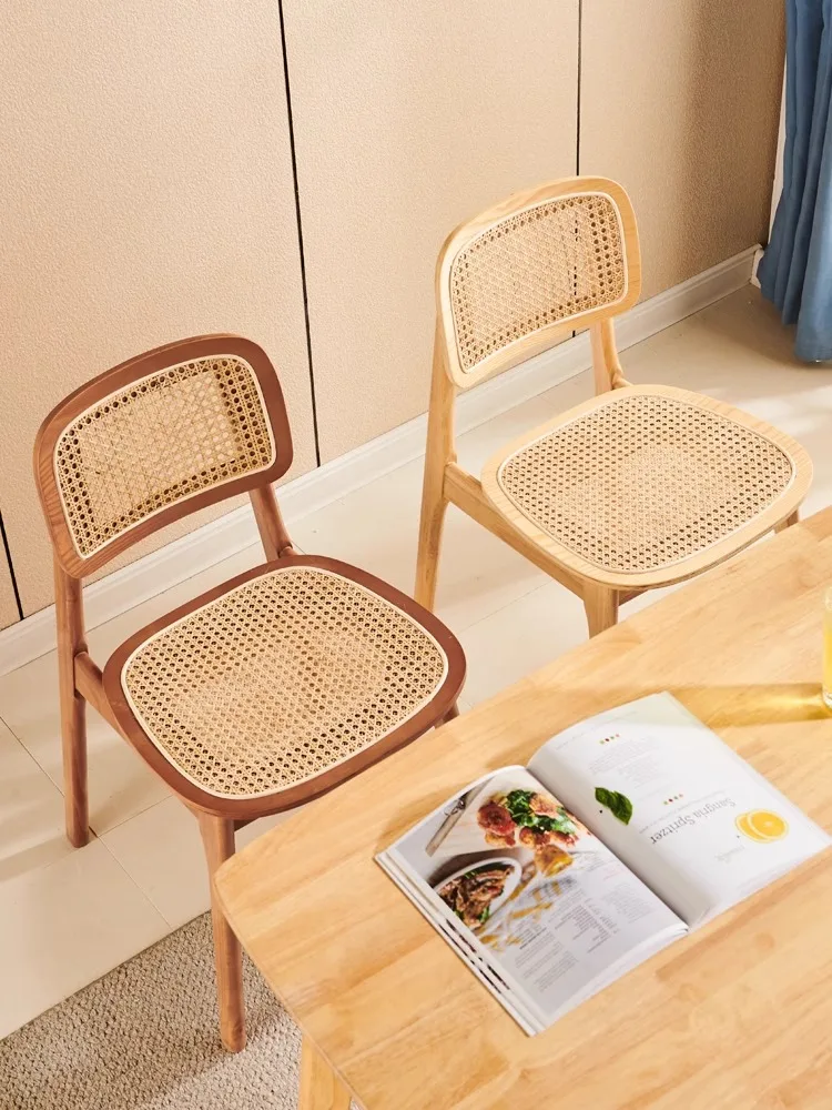 Скандинавский обеденный стул из цельной древесины ротанга Простой японский