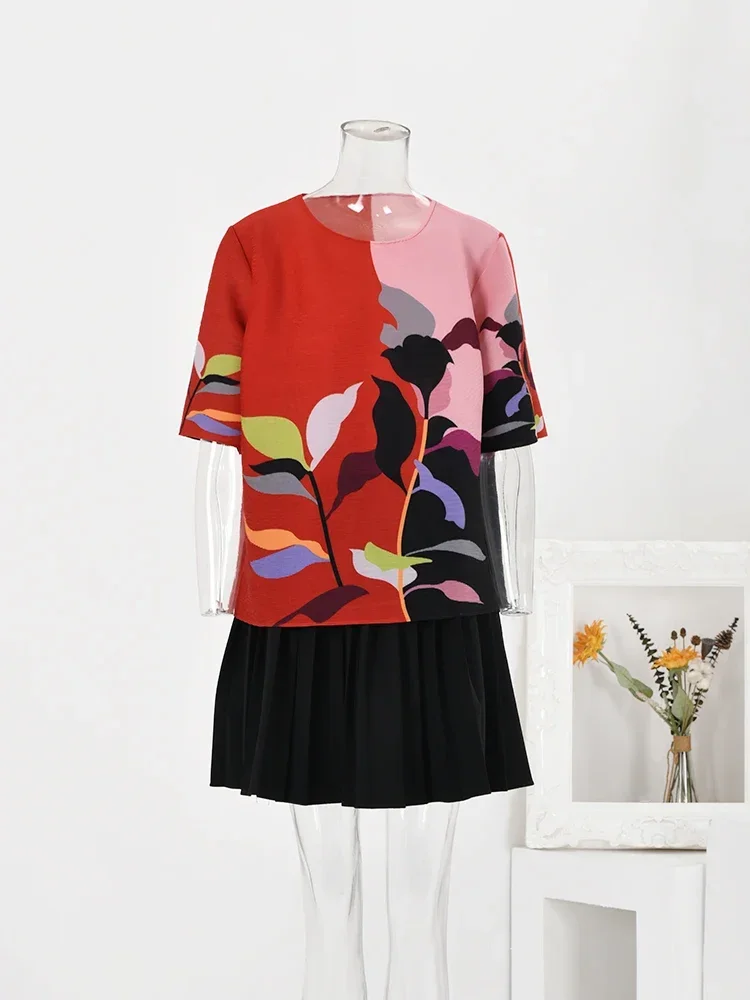 

Miyake Original Casual Floral Print Pleated Tops for Women Round Neck Short Sleeves Contrast Color T-shirt 2023 New Clothing