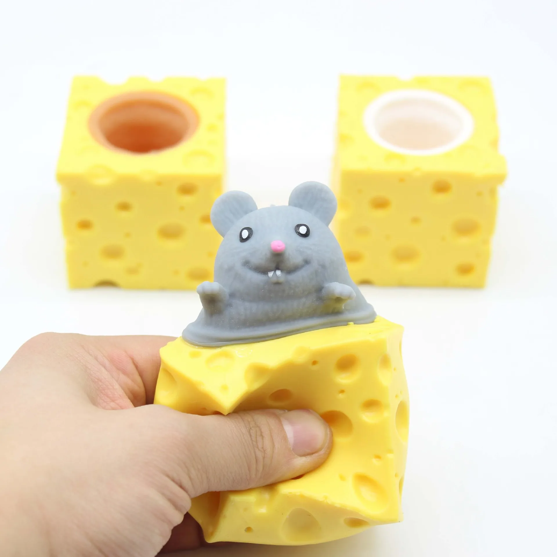 Fun pop up mouse cheese cup block squeeze anti-stress toy hide and seek and stress relief fingertip toy gift for kids adults