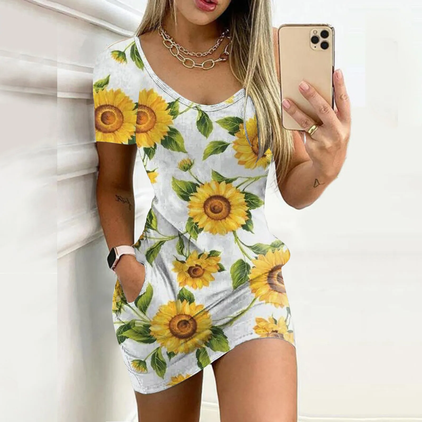 

Женское пляжное платье с коротким рукавом, V-образным вырезом и карманами