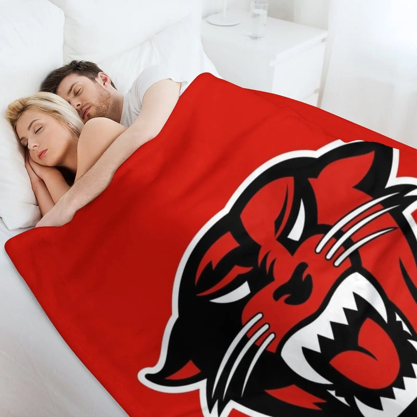 новое одеяло Davenport-Panthers