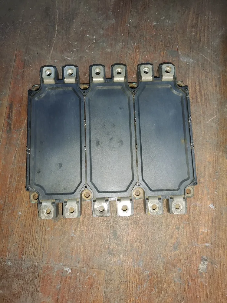 6MBI300U-170-05 (1 шт.) в наличии использовали тест-тест