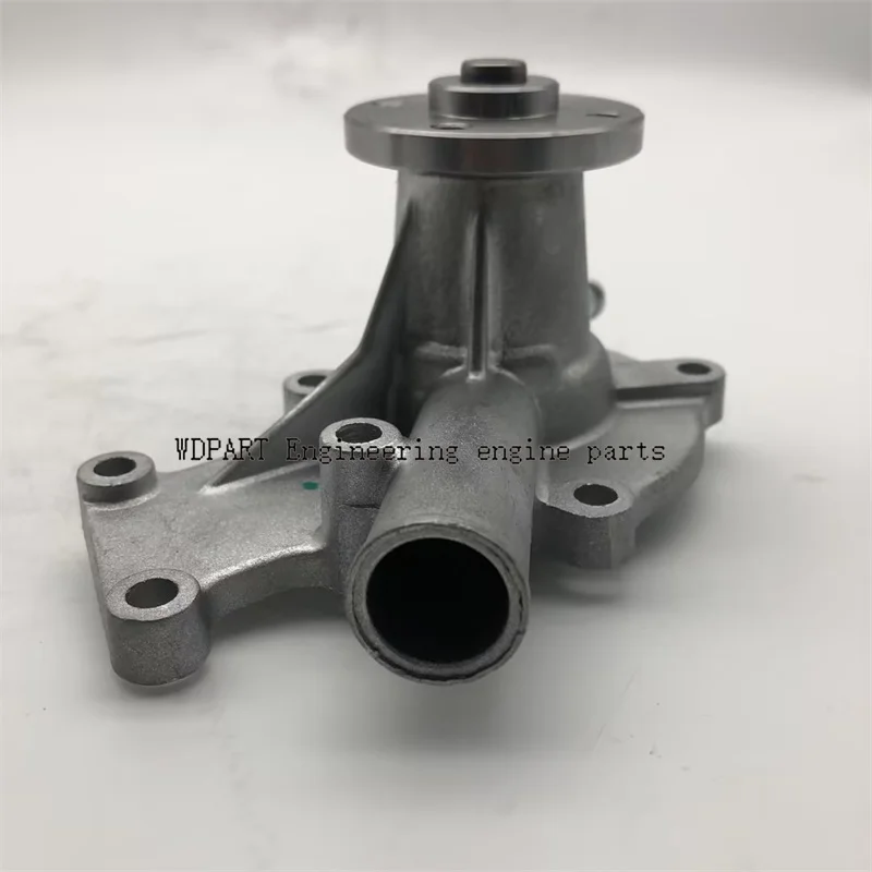 

15881-73033 19883-73030 15881-73030 Водяной насос для Kubota D722 Z482 D902 D662