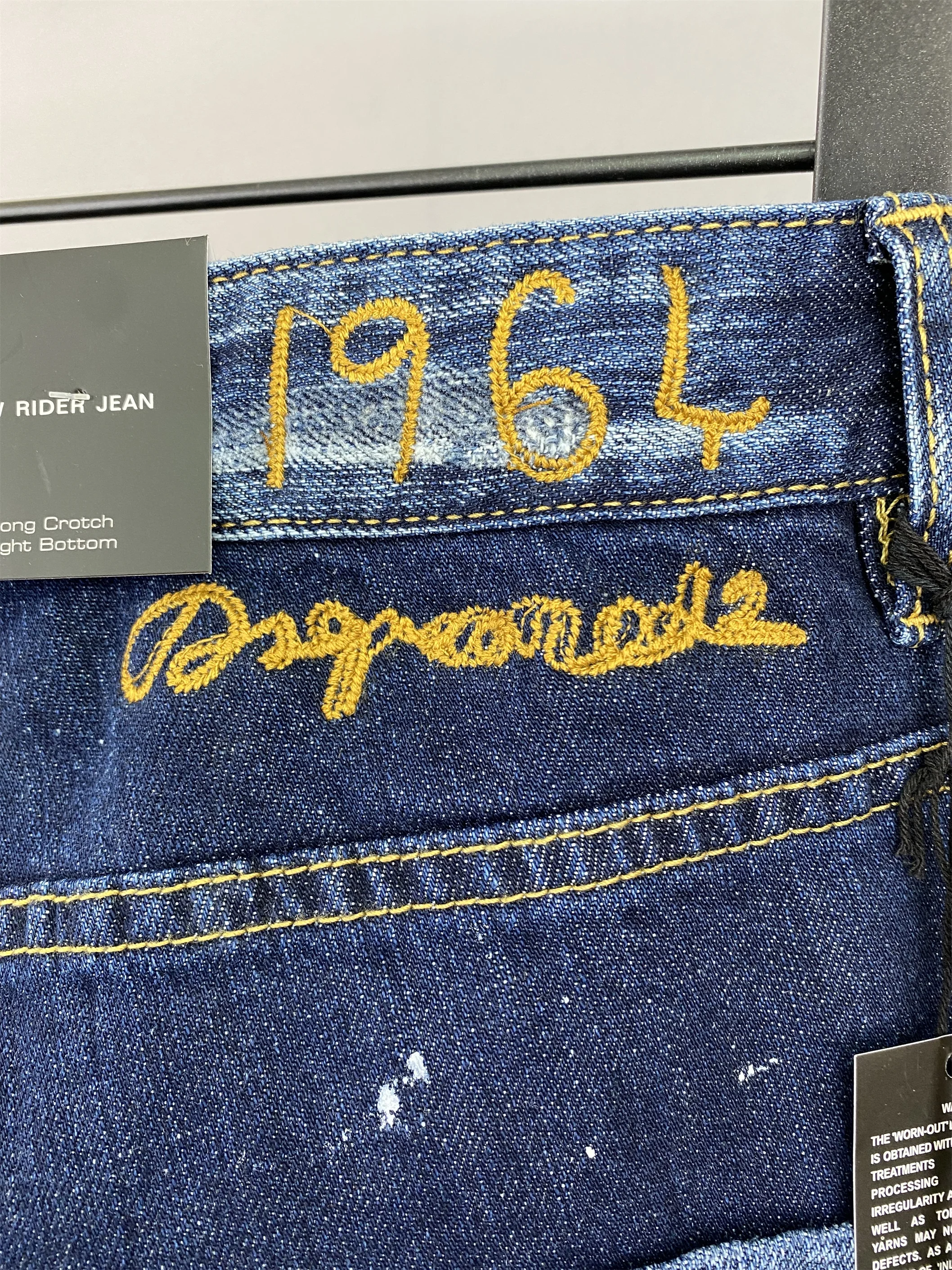 2023 New D2 Jeans Men's Fashion Slim Fit Water Wash Hole Patch Knife Cut Ink Micro Elastic Feet Pants