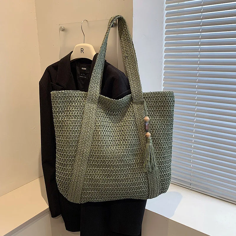 

2023 New Straw Braided Bag Hand-woven Simple Handbag Casual Trend Tote Bag Holiday Beach Bag Single Shoulder Bag Shopping Bag