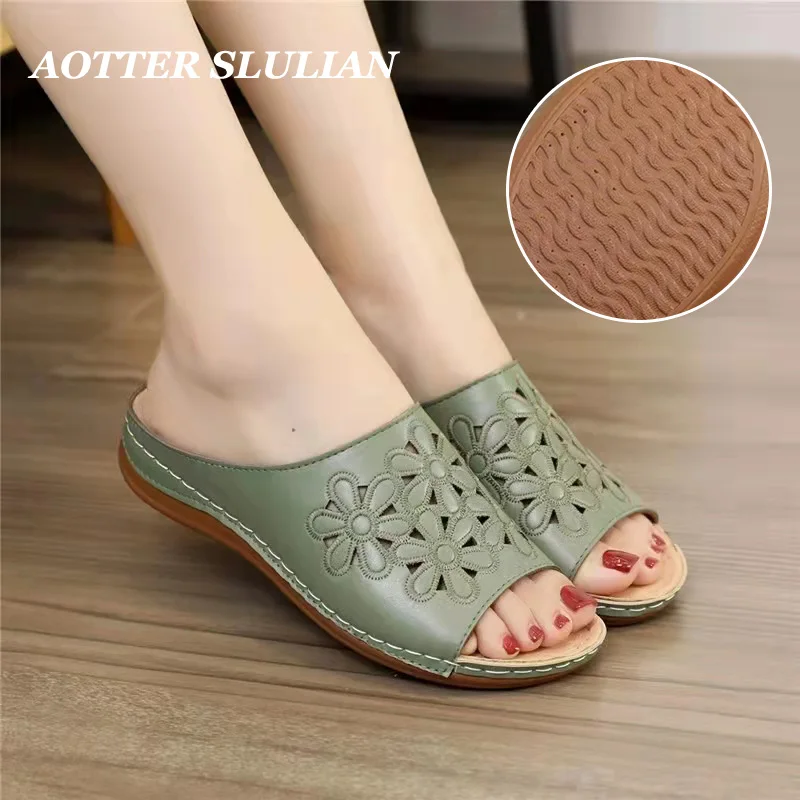 

2023 Summer Beach Sandals Non-slip Slippers Women Casual Hollow Out Open Toe Comfort Soft Sole Footwear Vintage Wedges Flat Shoe