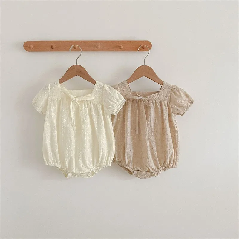 Детский хлопковый комбинезон с коротким рукавом, с квадратным вырезом