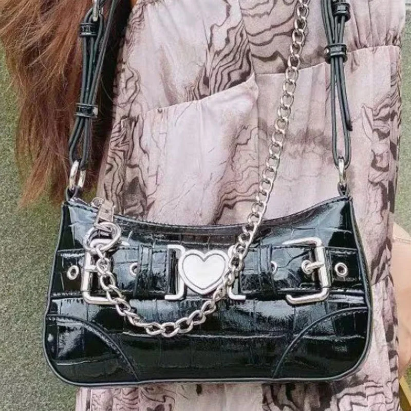 

Vintage Black Women's Bag Y2K Spice Girls Heart Purses and Handbags Moto Street Punk Armpit Shoulder Bag Personality Design Bag