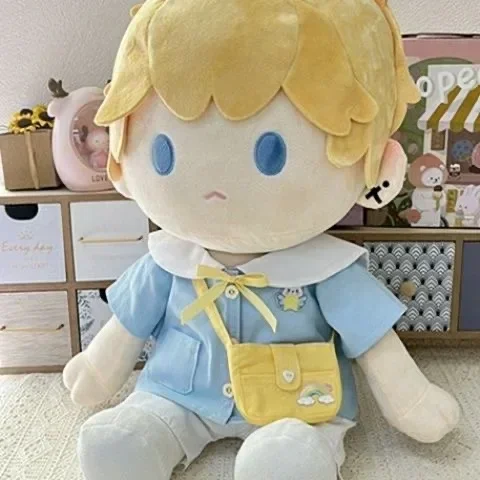 Симпатичный красивый костюм из серии униформы для детского сада плюшевый