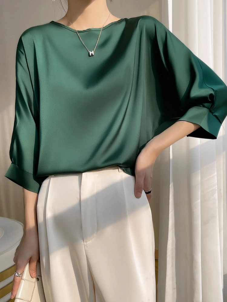 

Summer Tee Tops Women O-Neck Artificial Silk Satin Thin Smooth T-shirt White Silky Crewneck Simple Basic Y2k Tshirts Za 2023