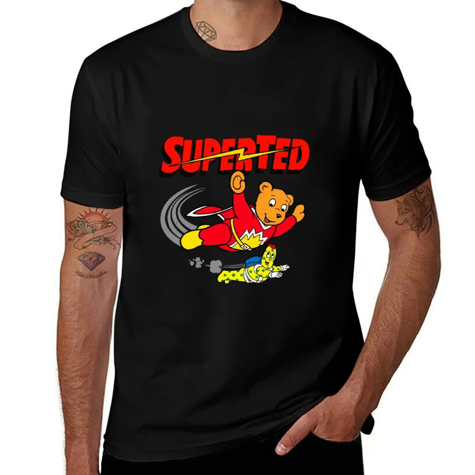 Фото Футболка Superted and Spottyman с принтом в стиле Distressed Look, городская повседневная футболка свободного кроя №1