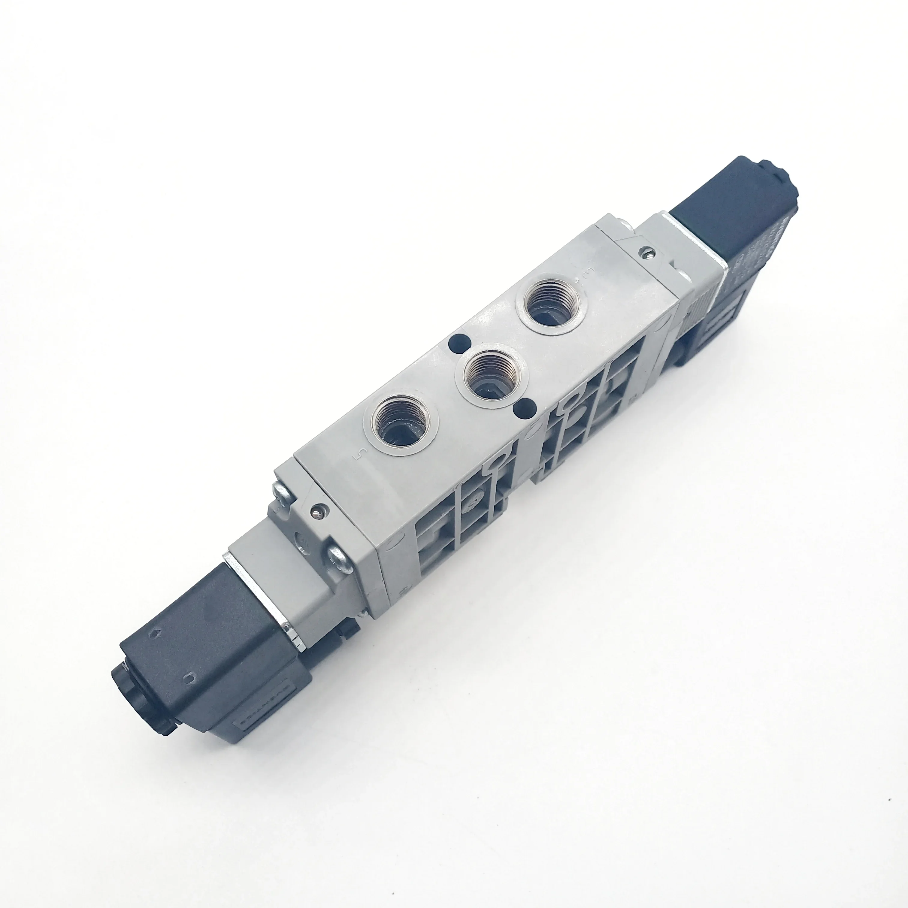 Двойной электромагнитный клапан Aventics с электрическим управлением 0820023502