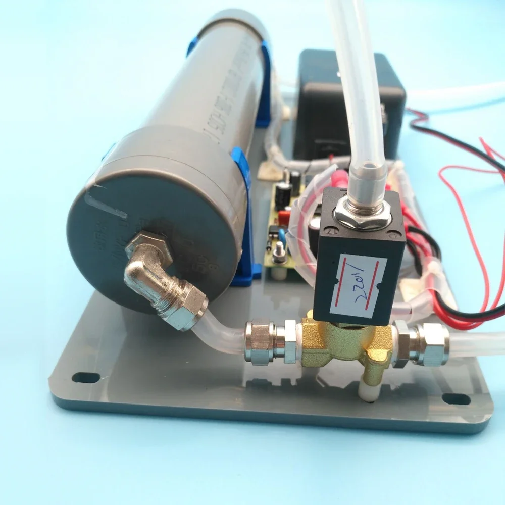 Автоматическая осушитель воздуха и обогреватель. Сухое воздух для генератора