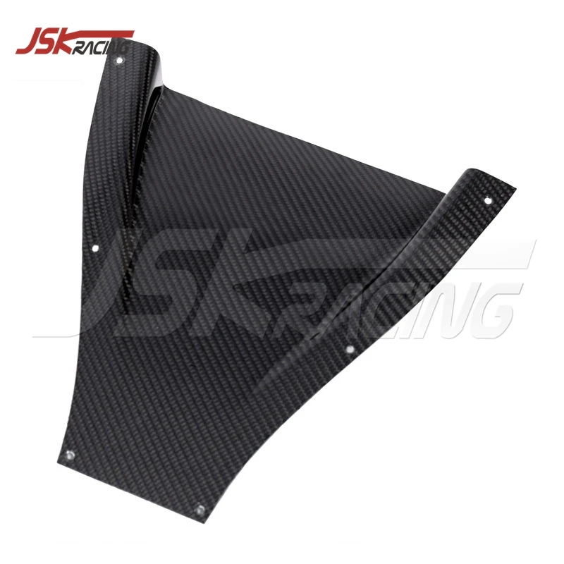 Фото Комплекты обвесов из полукарбона для Nissan GTR R35 2008-2025: бамперы и автозапчасти для тюнинга в стиле Top Secret №4